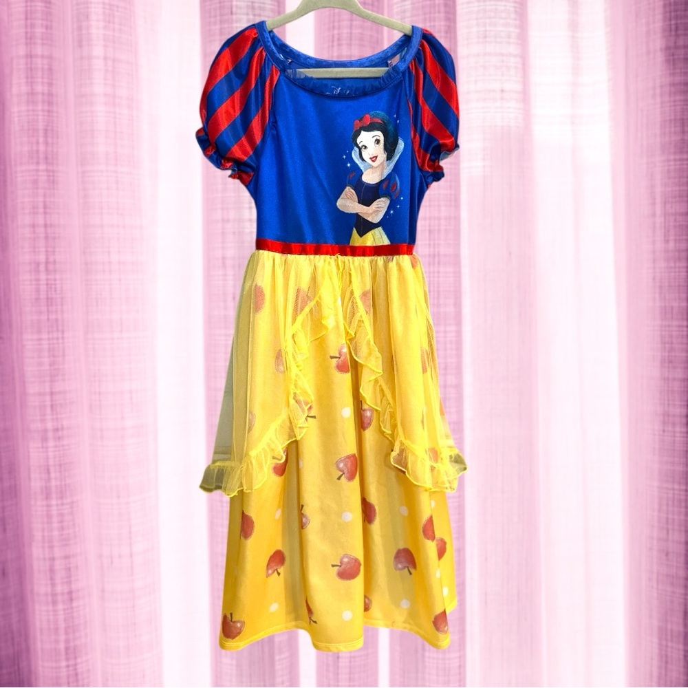 Disney Princess Snow White Dress / Nightgown Girl’s Size 6/6x
